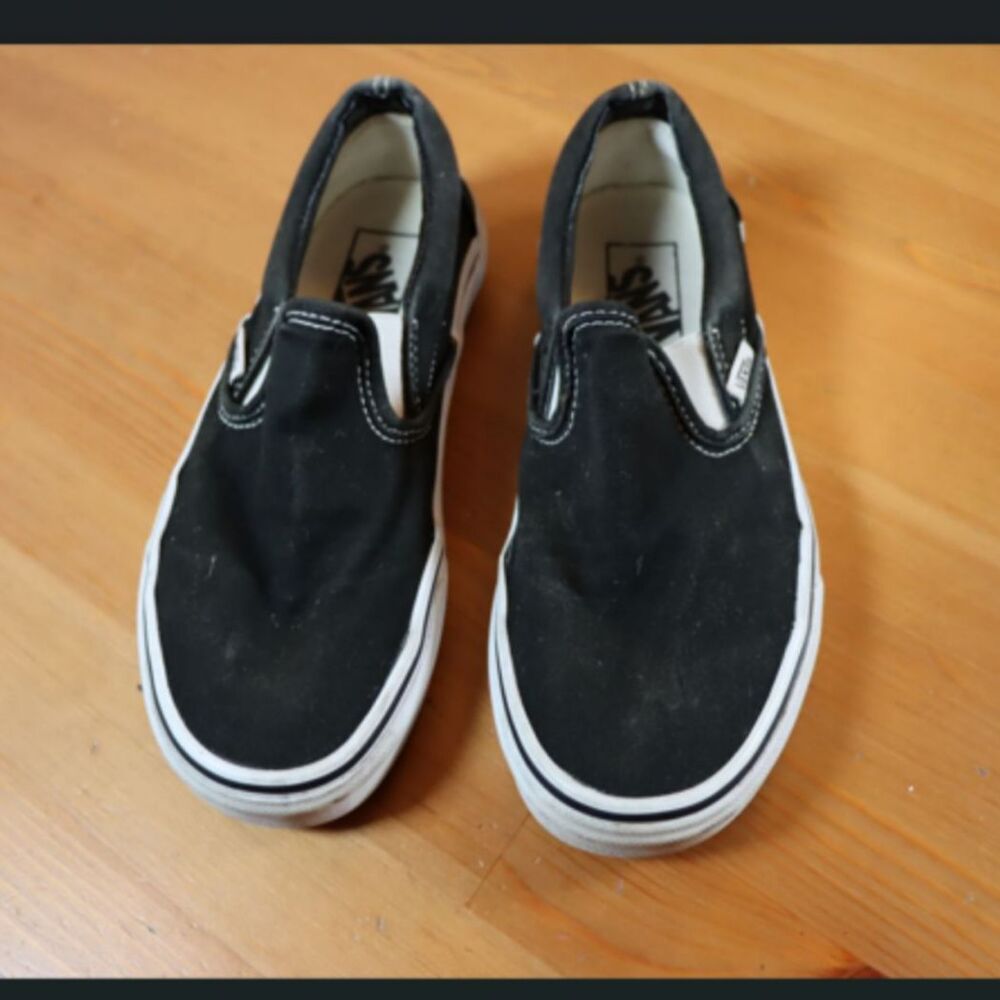 Vans Black White Slip On Loafer Sneakers Shoes Mens Size 5 Womens Size 6.5